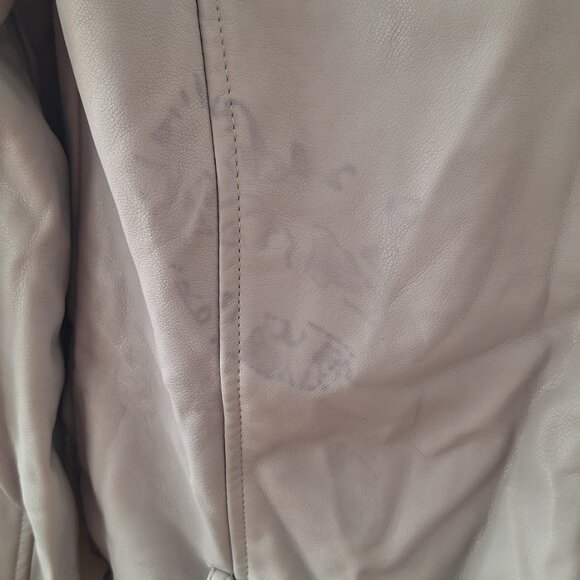 Forever 21 Soft Gray Cropped Asymmetrical Zip Moto Jacket Faux leather Size S - Picture 7 of 7